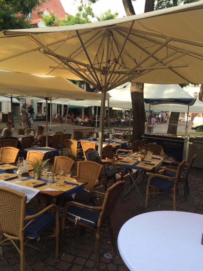 Marktplatzhotel - Restaurant Tafelspitz Weinheim Esterno foto