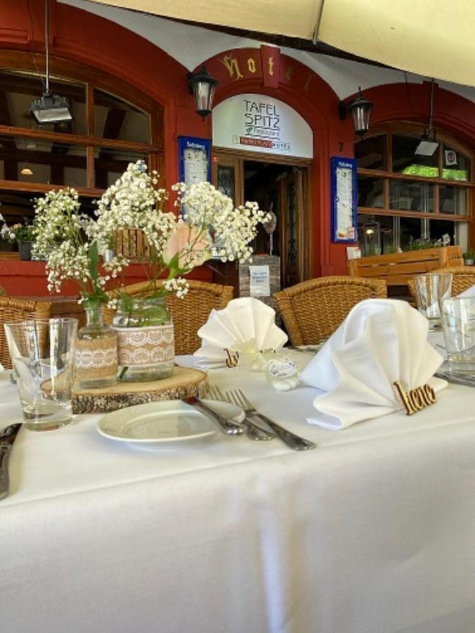 Marktplatzhotel - Restaurant Tafelspitz Weinheim Esterno foto